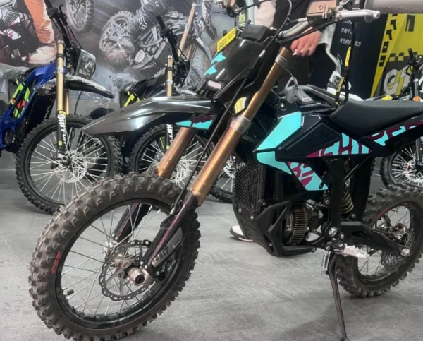 Surron HYPER BEE 50.4V